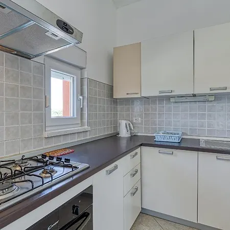 Danka With Shared Pool Guest house 3*