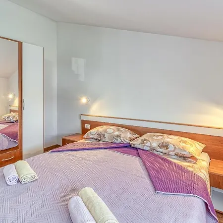 Guest house Danka With Shared Pool 3*