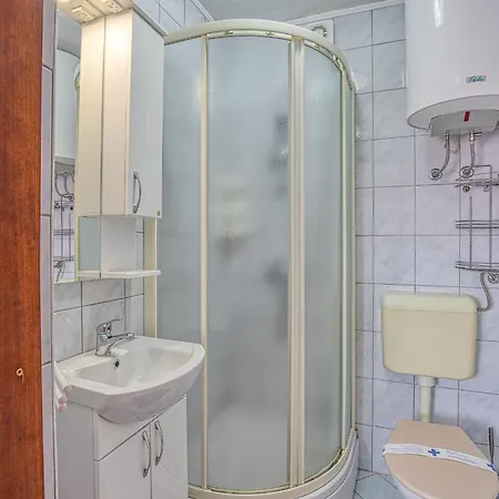 Danka With Shared Pool Guest house 3*